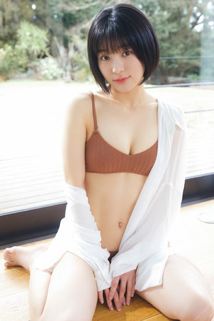 这个野人有点勇