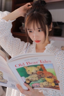 一碗素粥三个吻