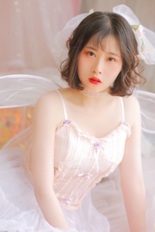 春风秋水不染尘