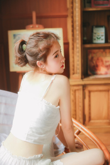 奶妈就该打输出