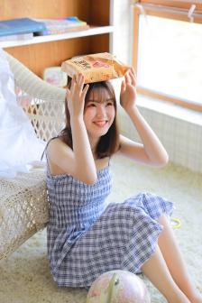 群穿闹翻天