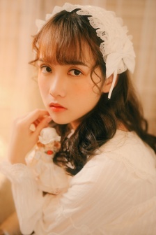 废柴学院求生记